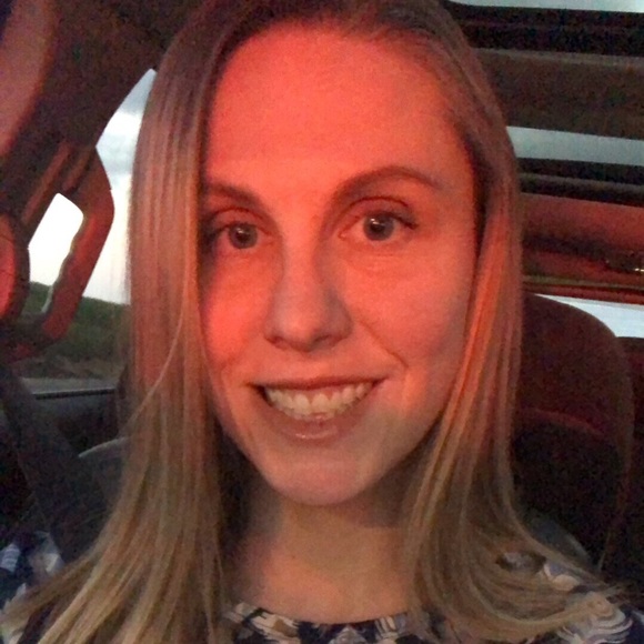 Meet your Posher, Samantha - Picture 1 of 5